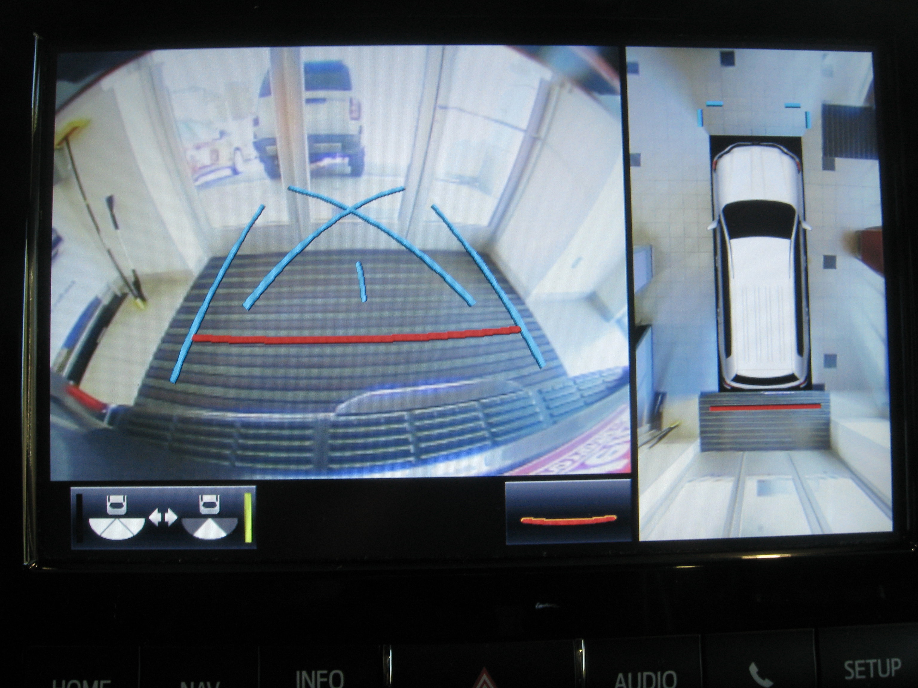 Used 2018 Toyota Land Cruiser image 20