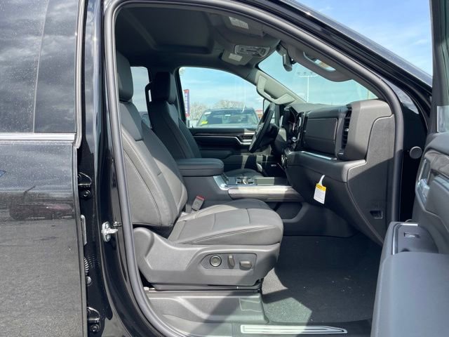 New 2026 Chevrolet Silverado 3500 LTZ w/ Z71 Chrome Sport Edition image 15