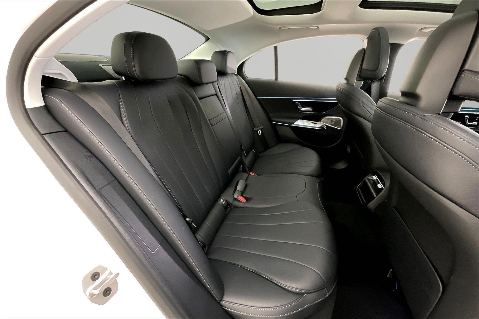 Certified 2026 Mercedes-Benz E 350 4MATIC Sedan image 25