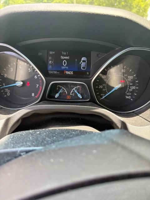 Used 2015 Ford Focus SE w/ Equipment Group 201A FWD image 11
