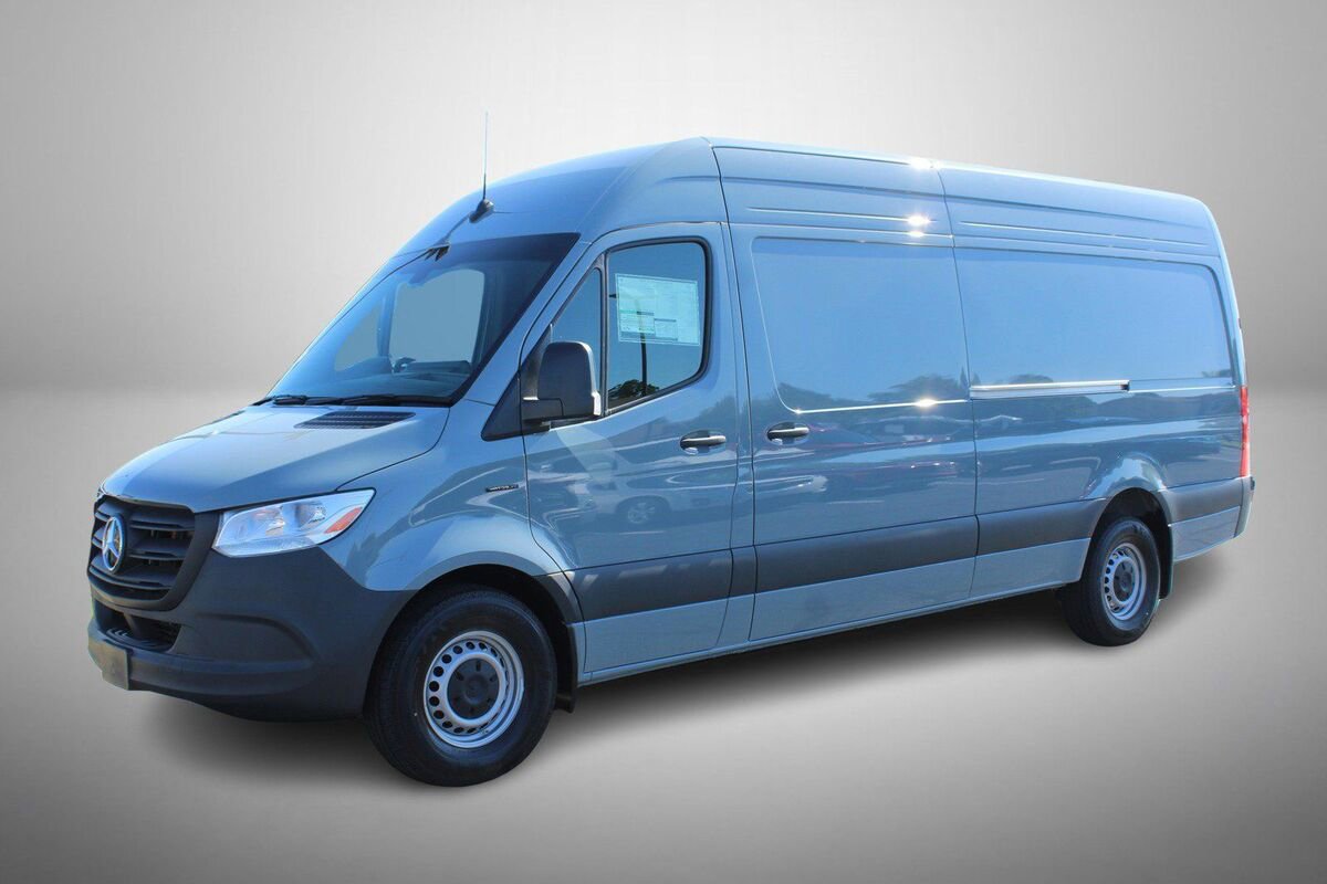 New 2024 Mercedes-Benz eSprinter 170 Cargo image 1