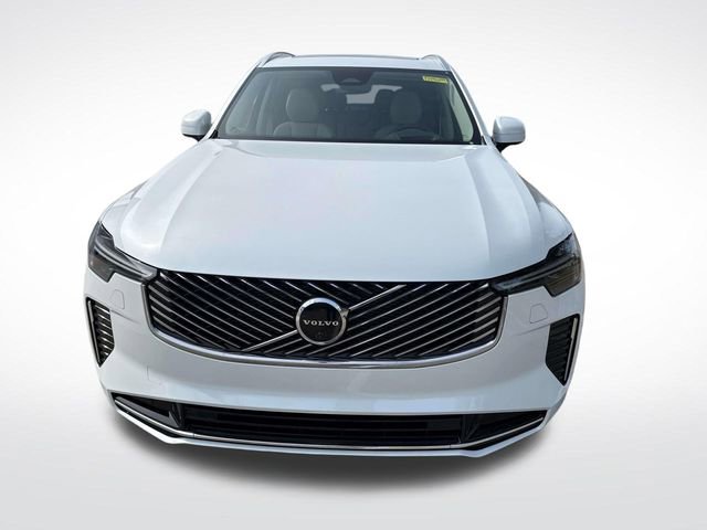 New 2026 Volvo XC90 B6 Ultra w/ Protection Package image 2