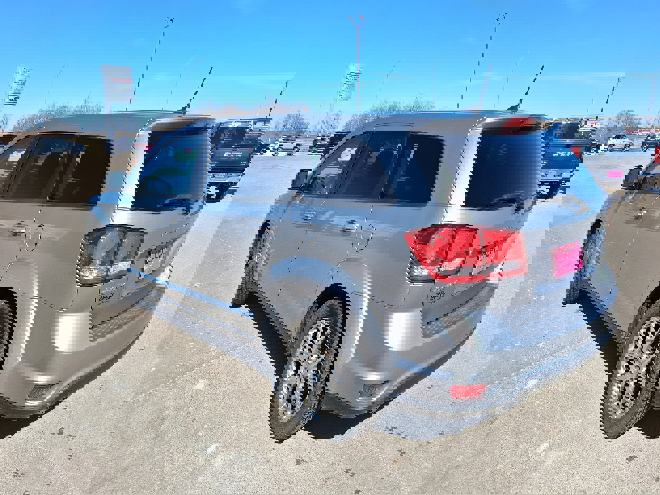 Used 2019 Dodge Journey GT image 4