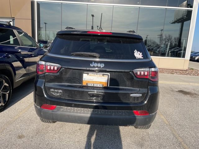 Used 2022 Jeep Compass Latitude w/ Sun and Sound Group AWD/4WD image 7