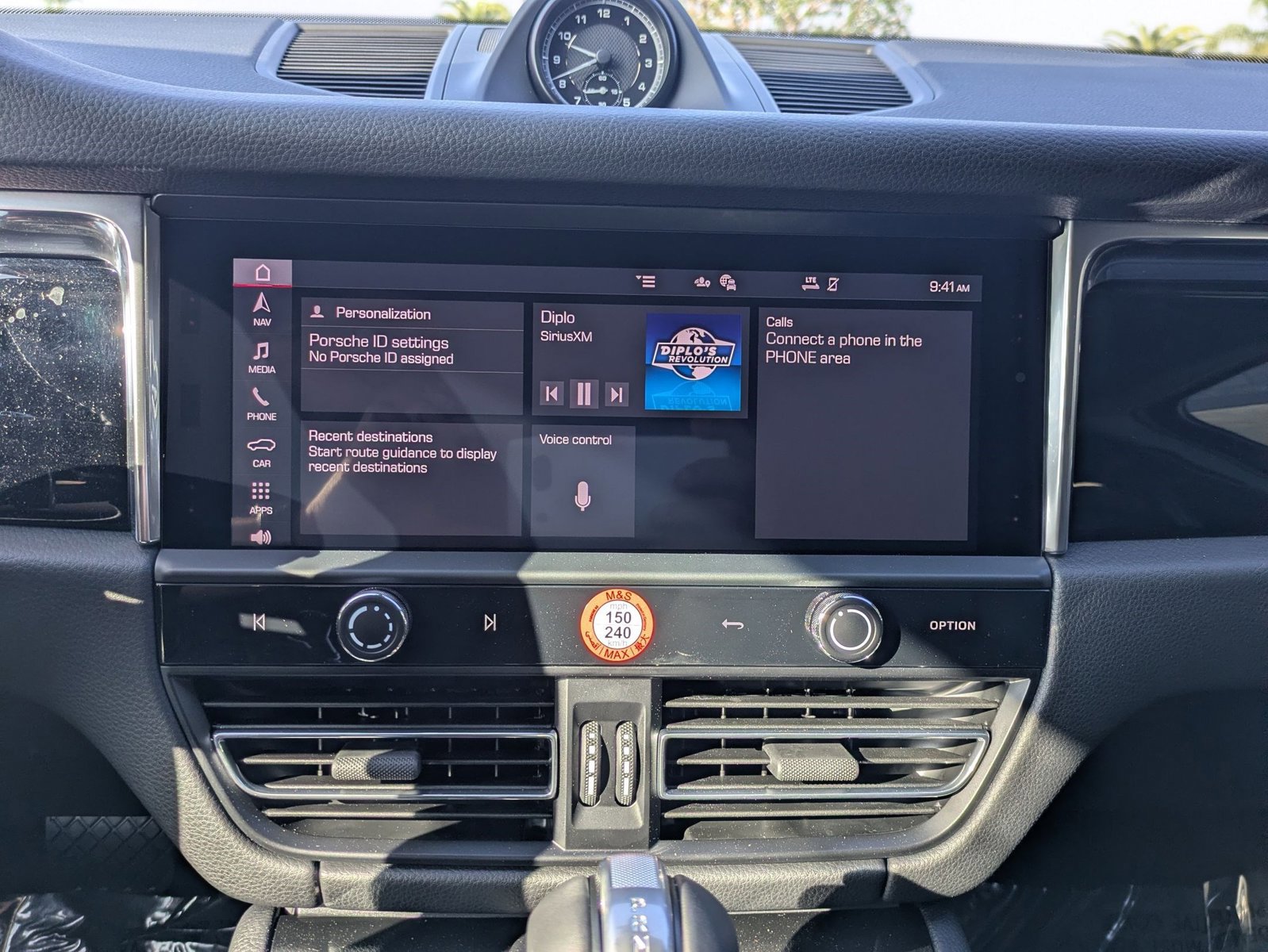 New 2025 Porsche Macan S image 17