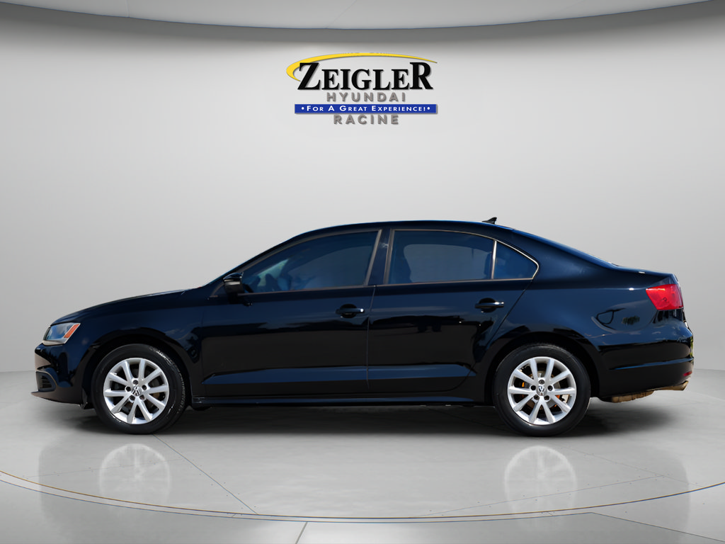 Used 2012 Volkswagen Jetta SE FWD image 4