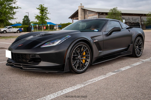 Used 2016 Chevrolet Corvette Z06 w/ 3LZ Preferred Equipment Group RWD image 16
