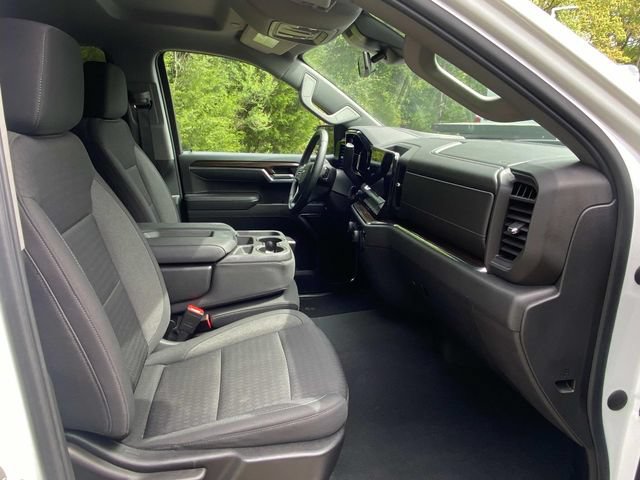 Used 2023 Chevrolet Silverado 1500 LT AWD/4WD image 34