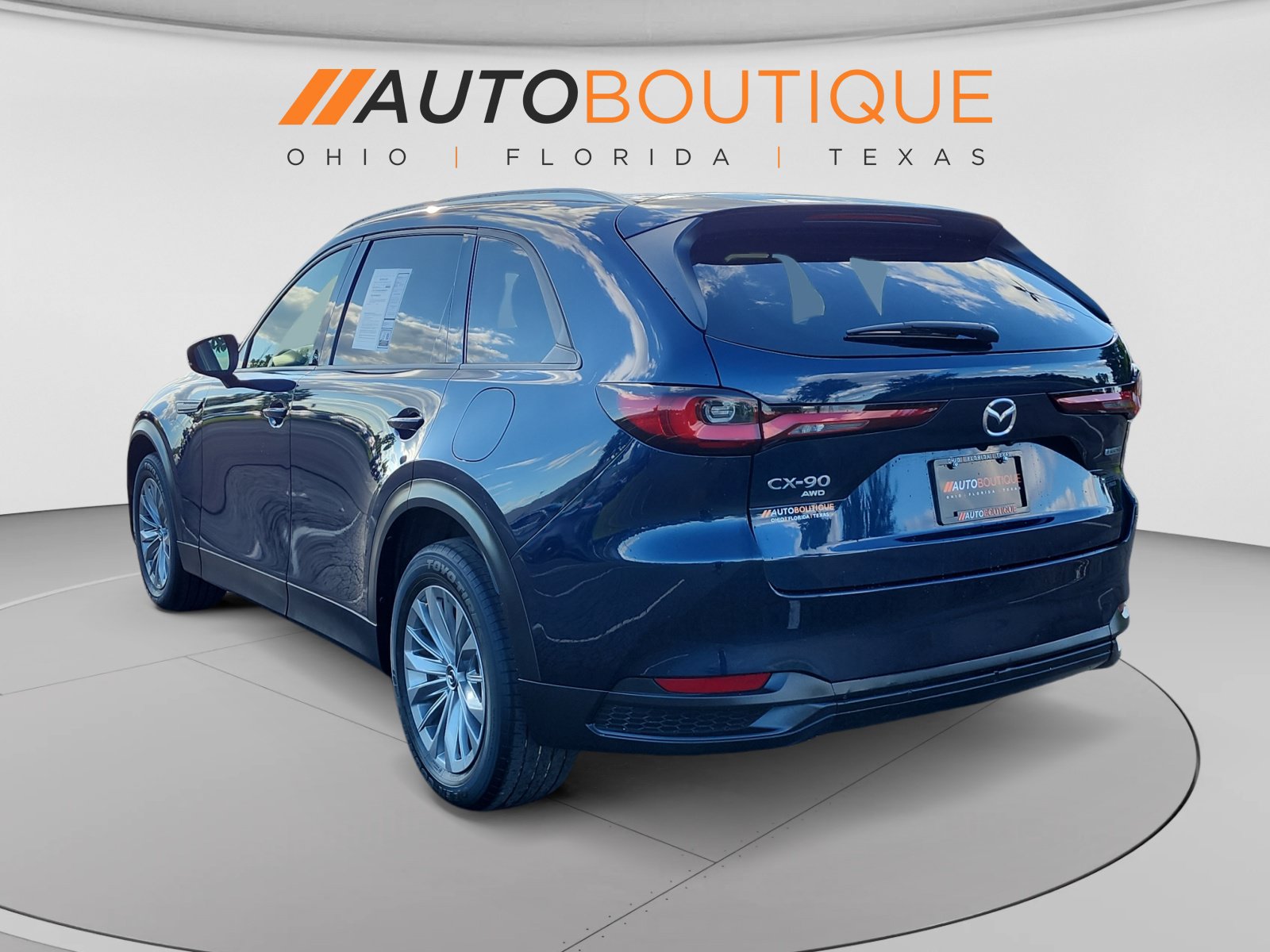 Used 2024 MAZDA CX-90 3.3 Turbo w/ Preferred Plus AWD/4WD image 3