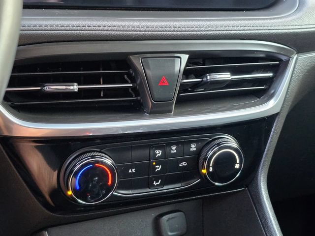 Used 2024 Buick Encore GX Sport Touring FWD image 30