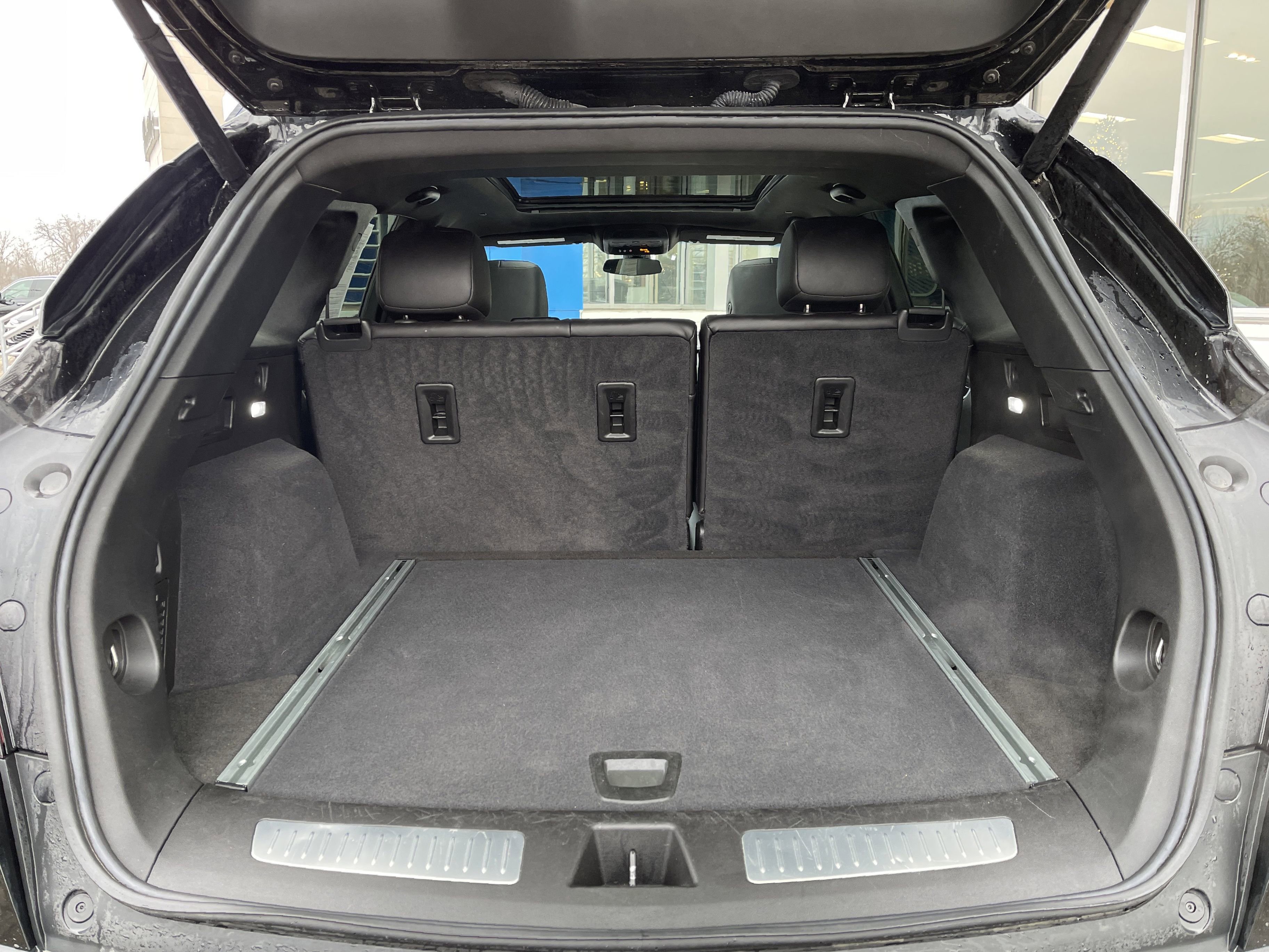 Certified 2025 Cadillac XT5 Premium Luxury image 44