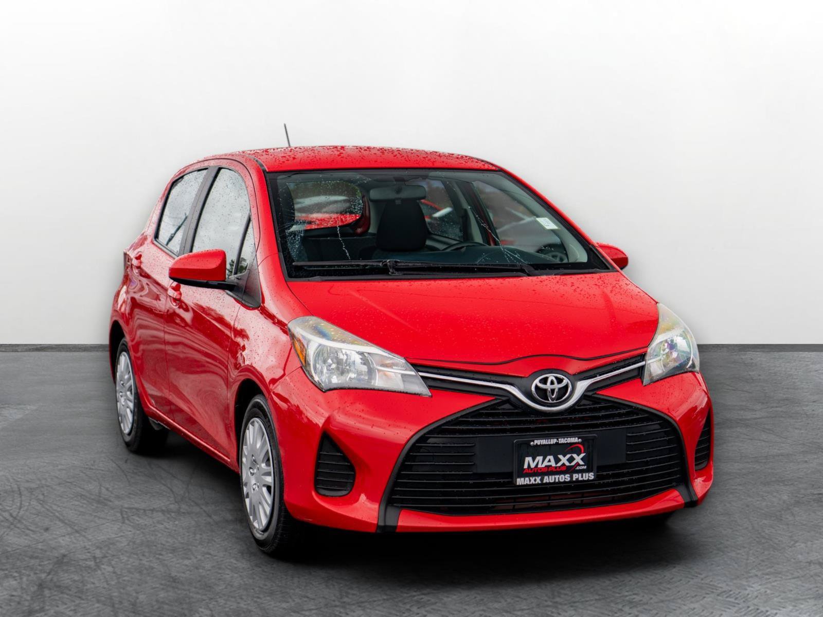 Used 2015 Toyota Yaris L FWD image 1