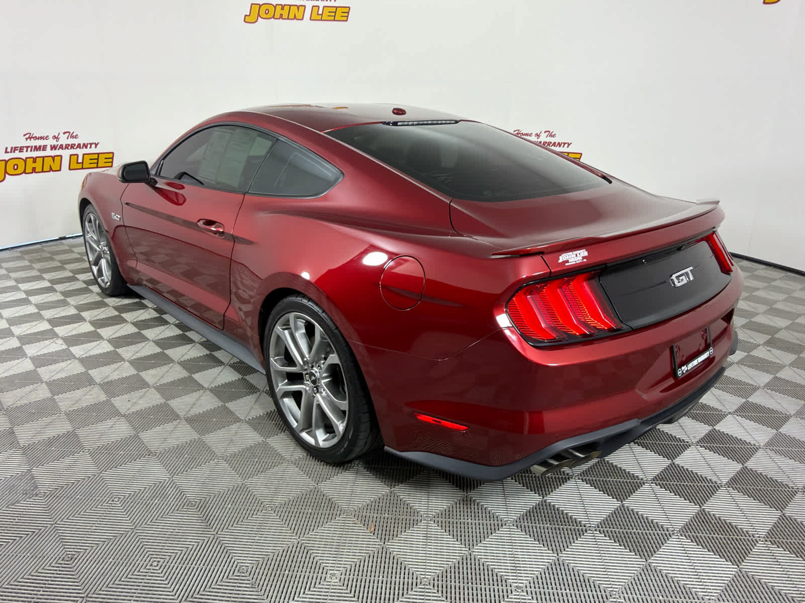 Used 2019 Ford Mustang GT Premium w/ Equipment Group 401A RWD image 3
