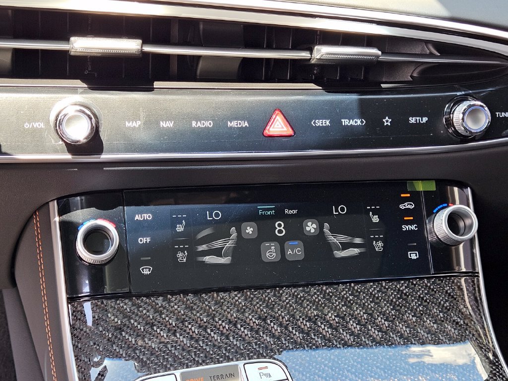 New 2026 Genesis GV70 3.5T Sport Prestige AWD/4WD image 23