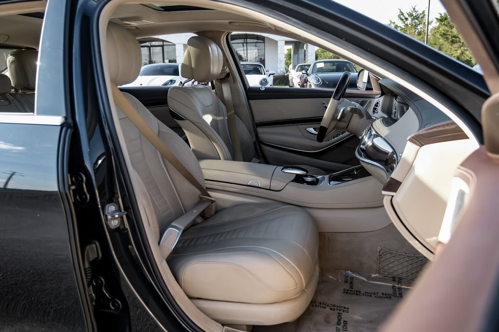 Used 2019 Mercedes-Benz S 560 Sedan image 39