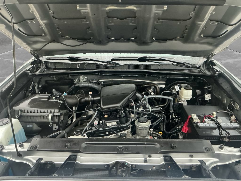 Used 2020 Toyota Tacoma SR w/ SR Convenience Package RWD image 18
