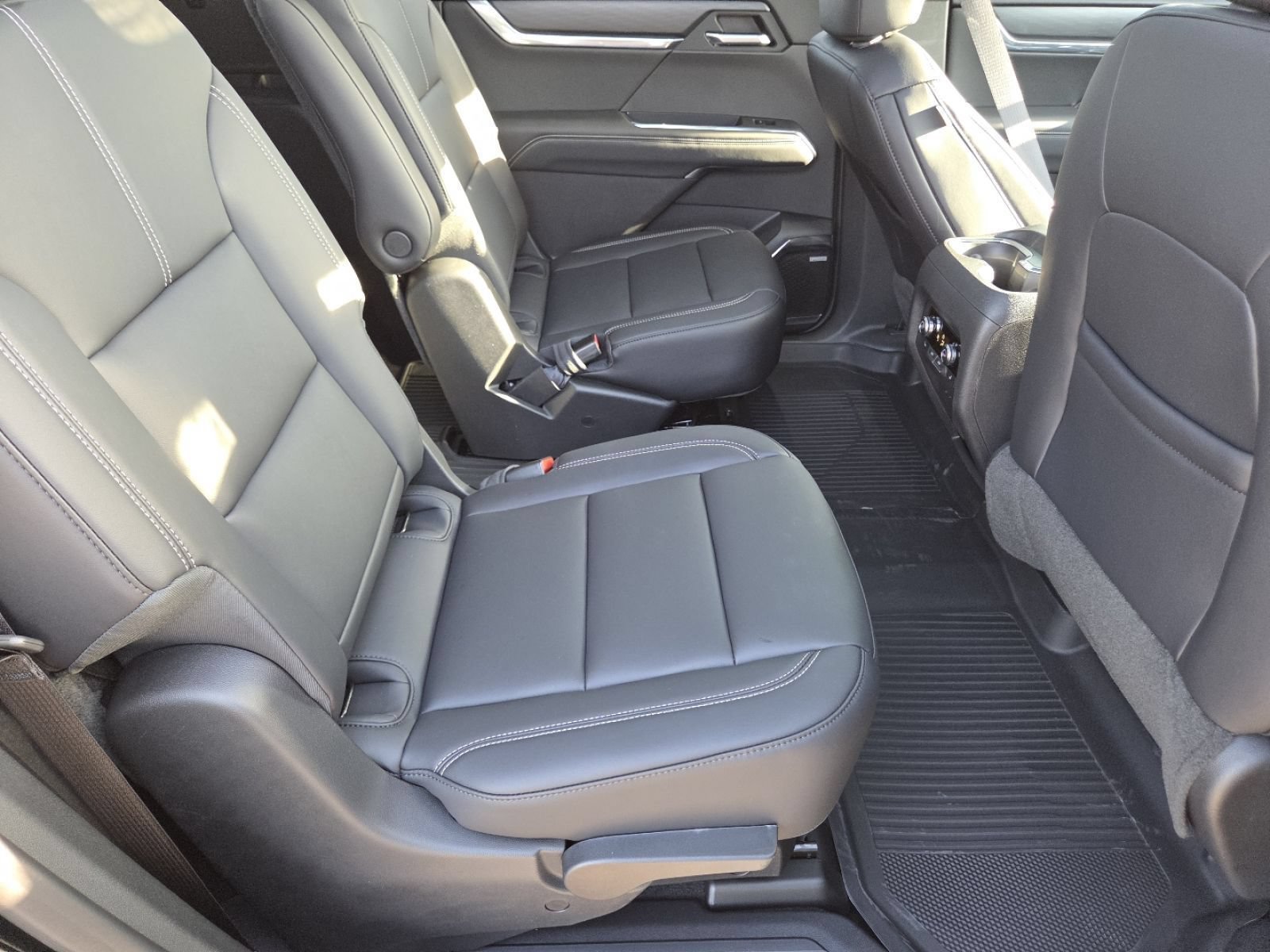 New 2026 GMC Acadia Elevation w/ Black Edition AWD/4WD image 26