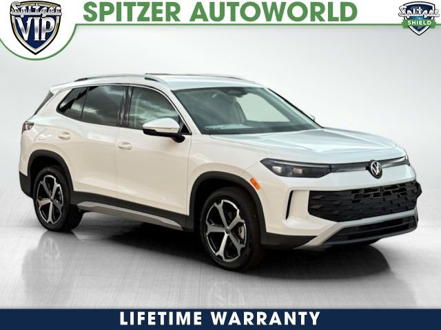 New 2025 Volkswagen Tiguan SE image 1