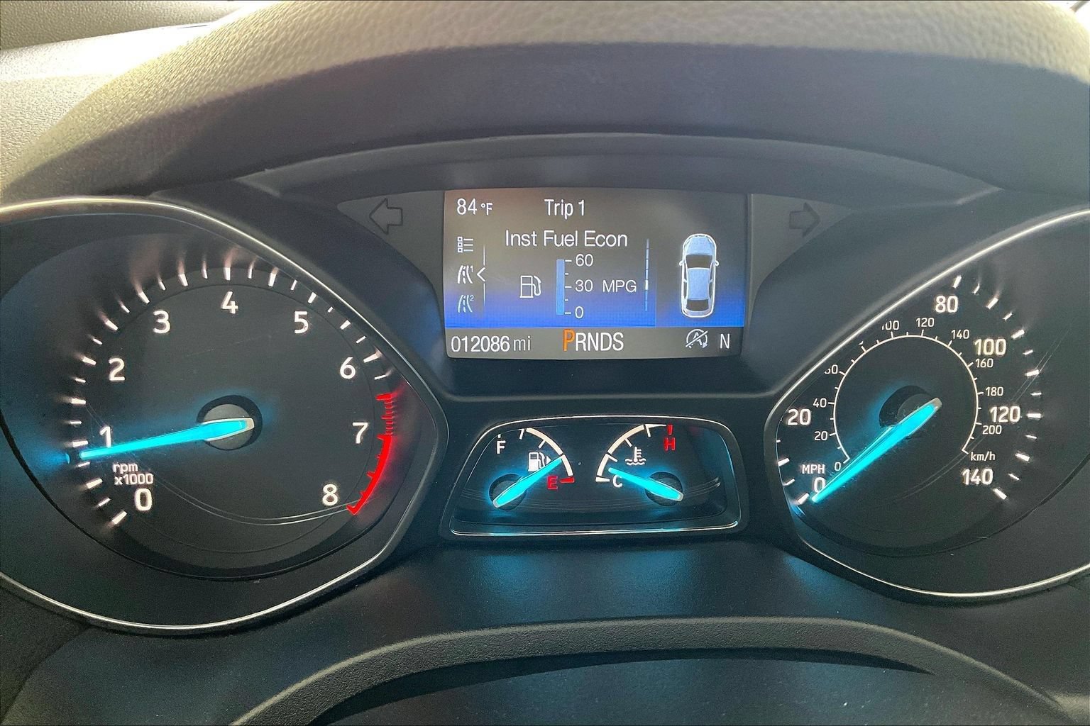 Used 2018 Ford Escape SE w/ SE Sync 3 Package AWD/4WD image 13
