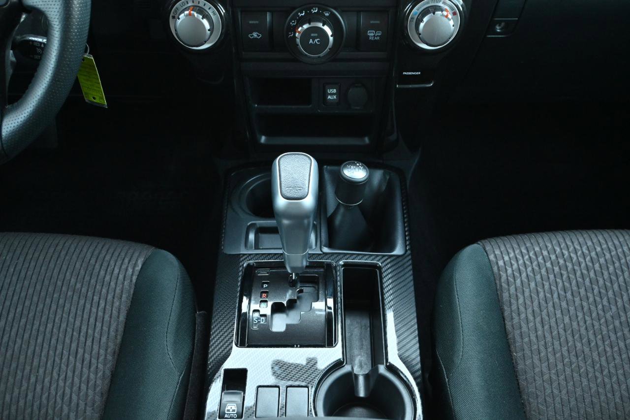 Used 2019 Toyota 4Runner TRD Off-Road image 27