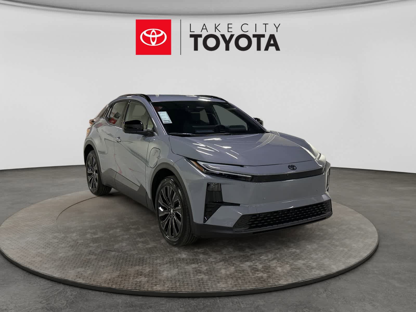 New 2026 Toyota C-HR AWD/4WD image 9