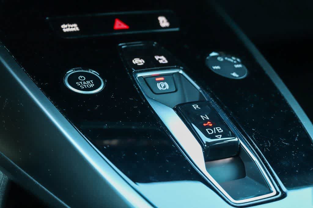 Used 2024 Audi Q4 e-tron Premium AWD/4WD image 20