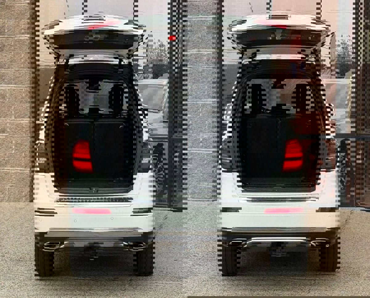 Used 2019 Mercedes-Benz GLS 450 4MATIC image 13