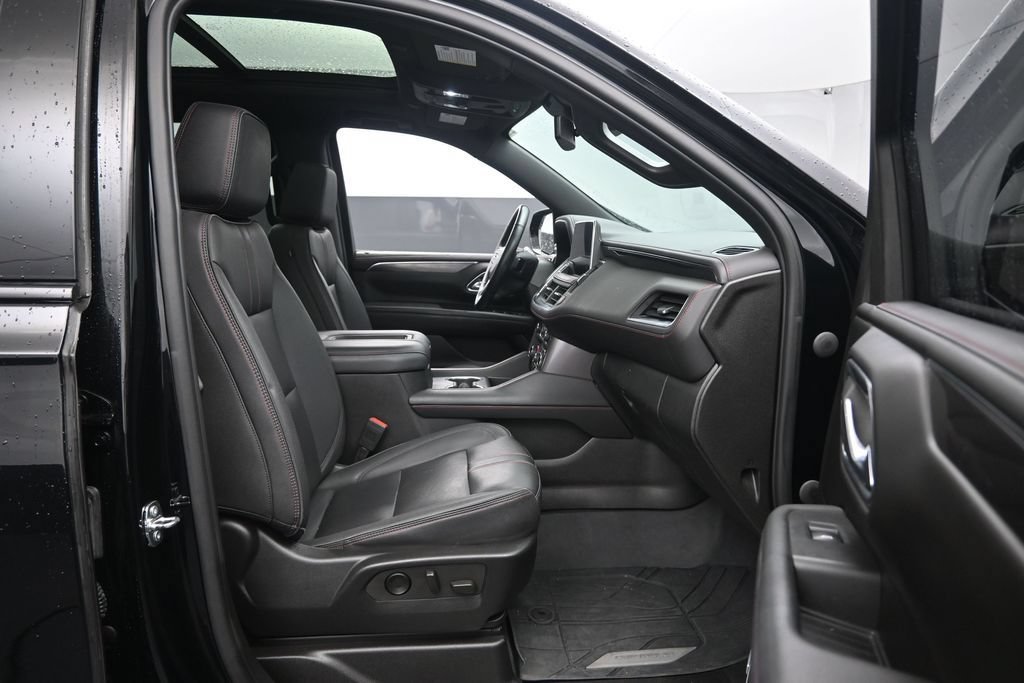 Used 2023 Chevrolet Tahoe RST w/ Sport Performance Package AWD/4WD image 30