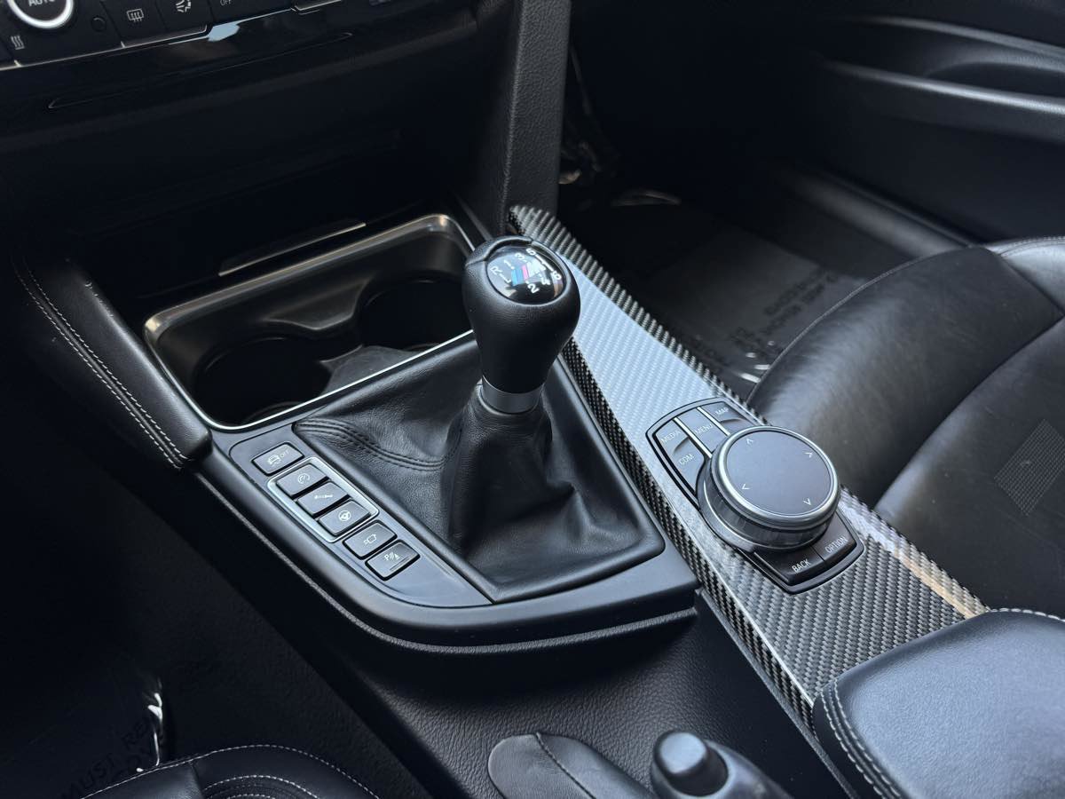 Used 2018 BMW M3 RWD image 30