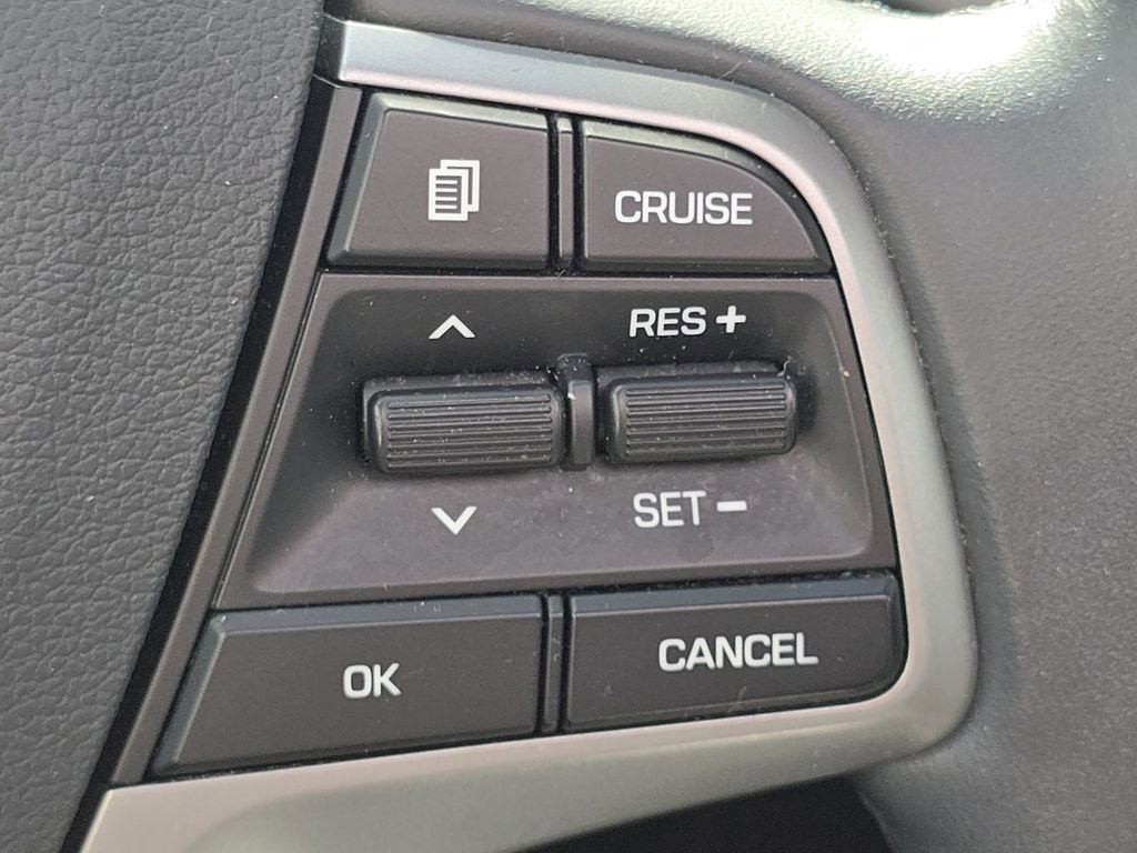 Used 2018 Hyundai Elantra Value Edition image 31