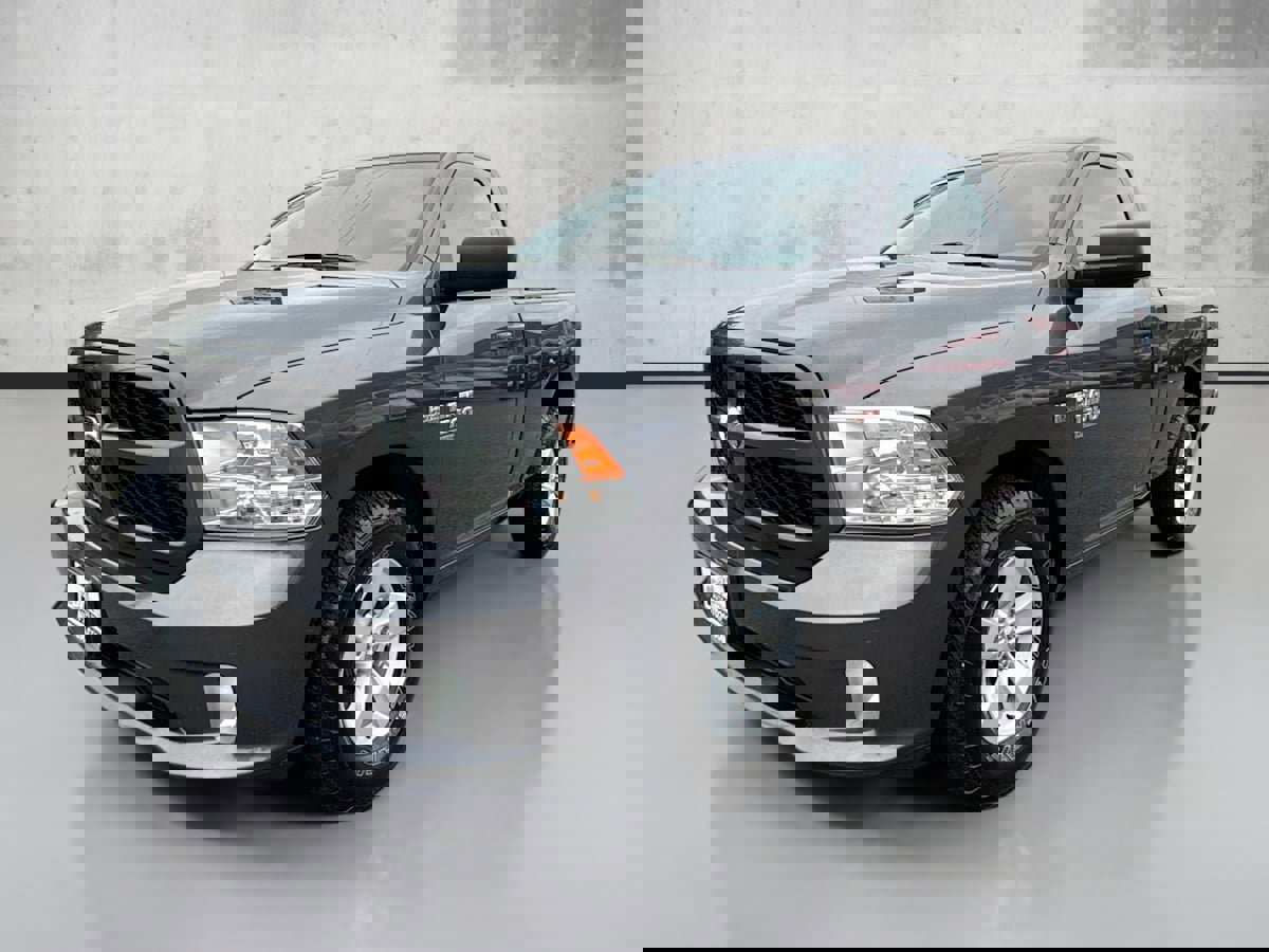 Used 2019 RAM 1500 Express image 3