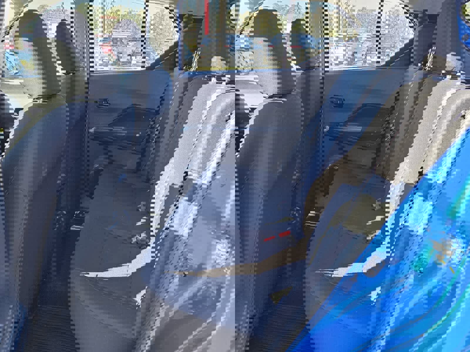 New 2025 Nissan Kicks Play S image 4