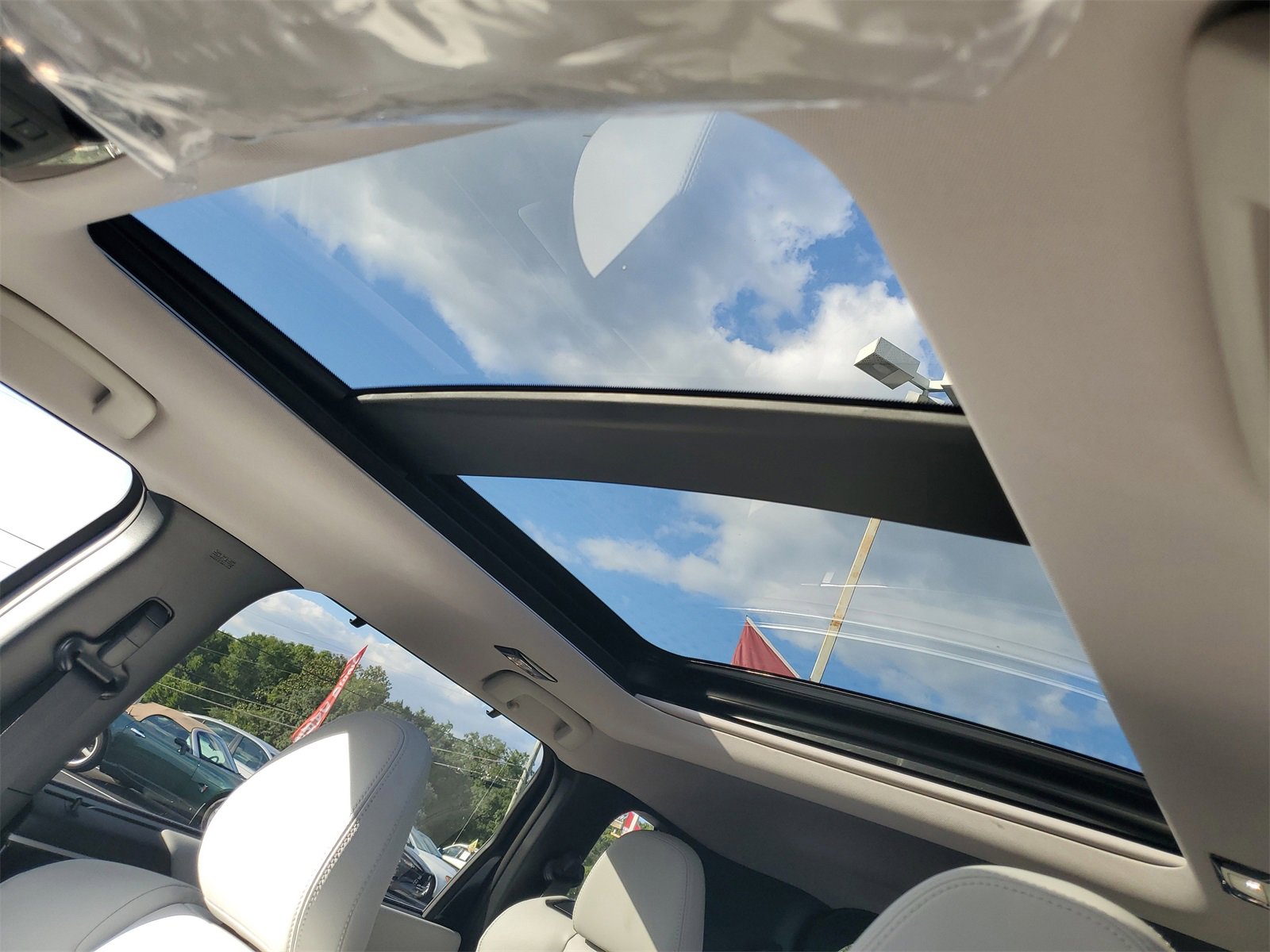 New 2025 Mitsubishi Outlander SEL image 10