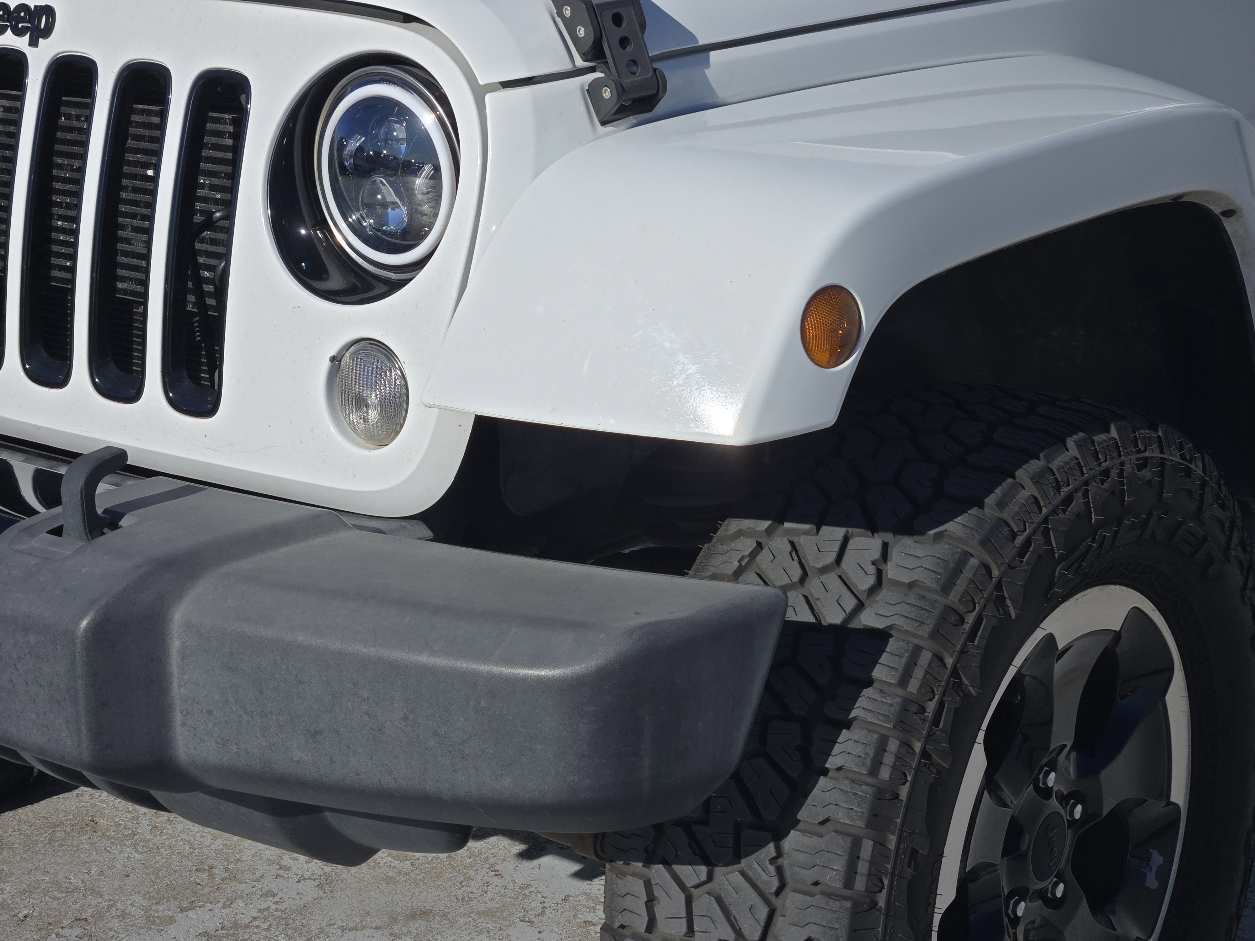 Used 2014 Jeep Wrangler Polar Edition image 10