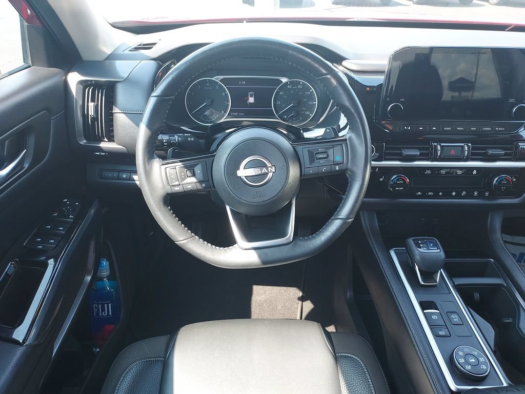 Used 2022 Nissan Pathfinder SL w/ SL Black Package AWD/4WD image 20