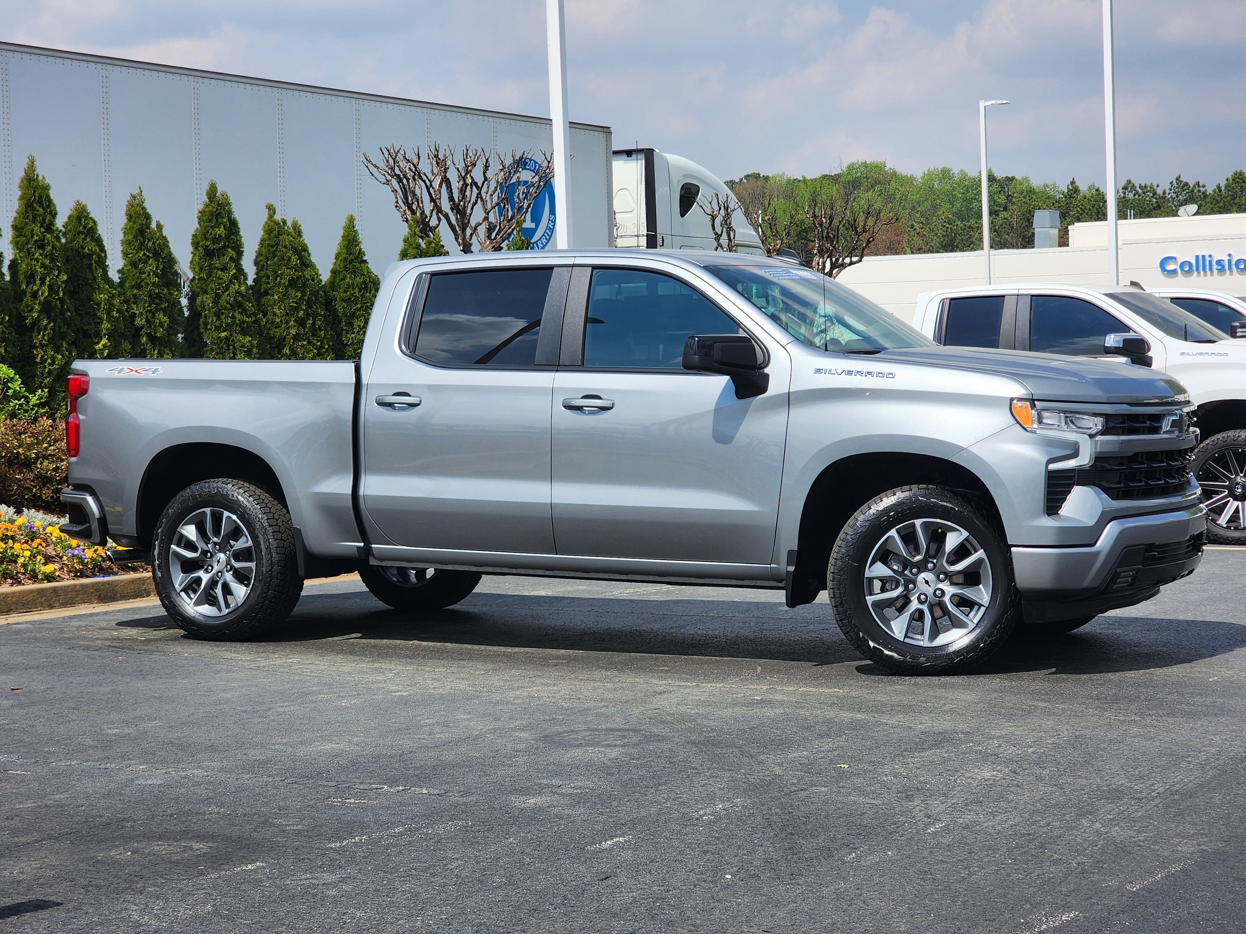Used 2025 Chevrolet Silverado 1500 RST w/ Protection Package image 3