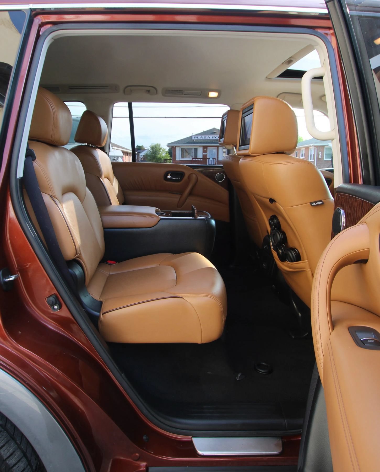 Used 2017 Nissan Armada Platinum w/ Captain Seat Package AWD/4WD image 12