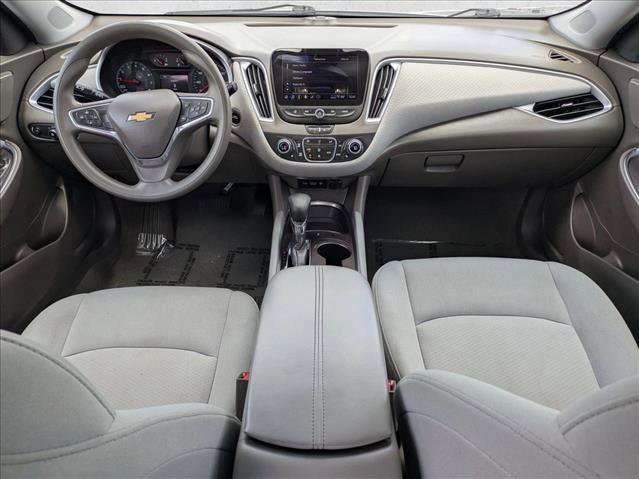 Used 2022 Chevrolet Malibu LT FWD image 17