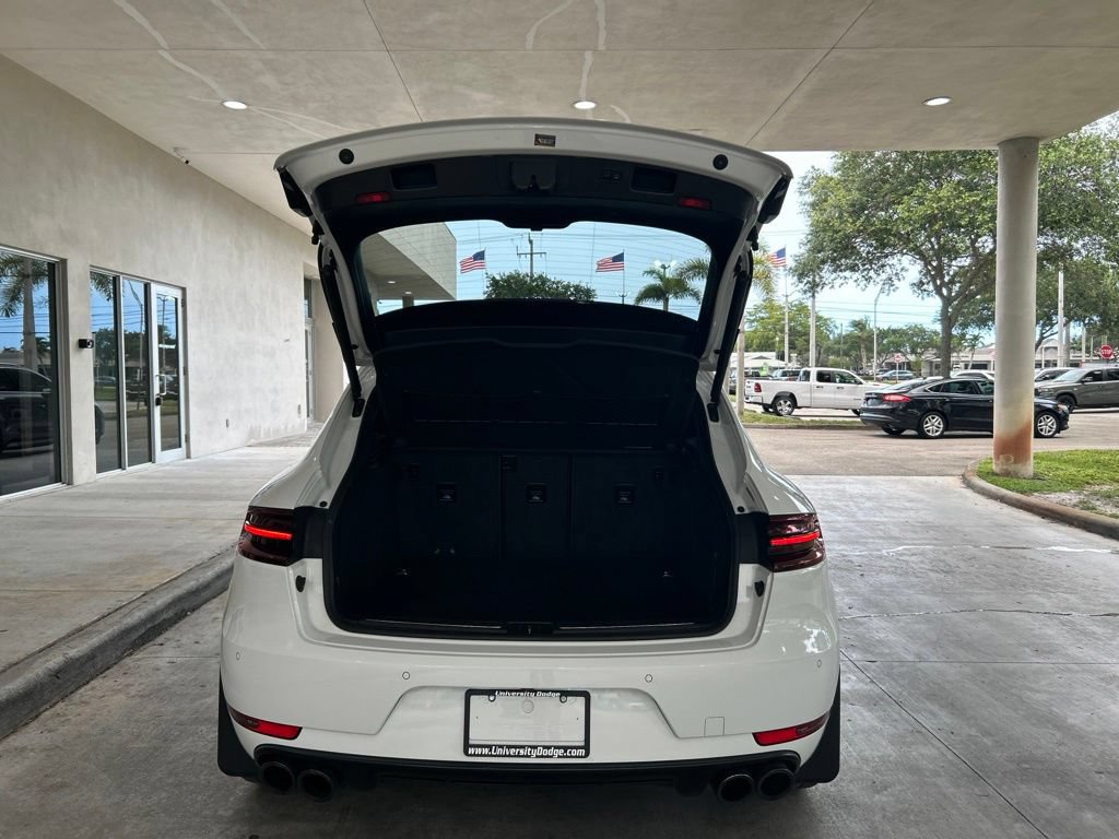 Used 2017 Porsche Macan GTS AWD/4WD image 34