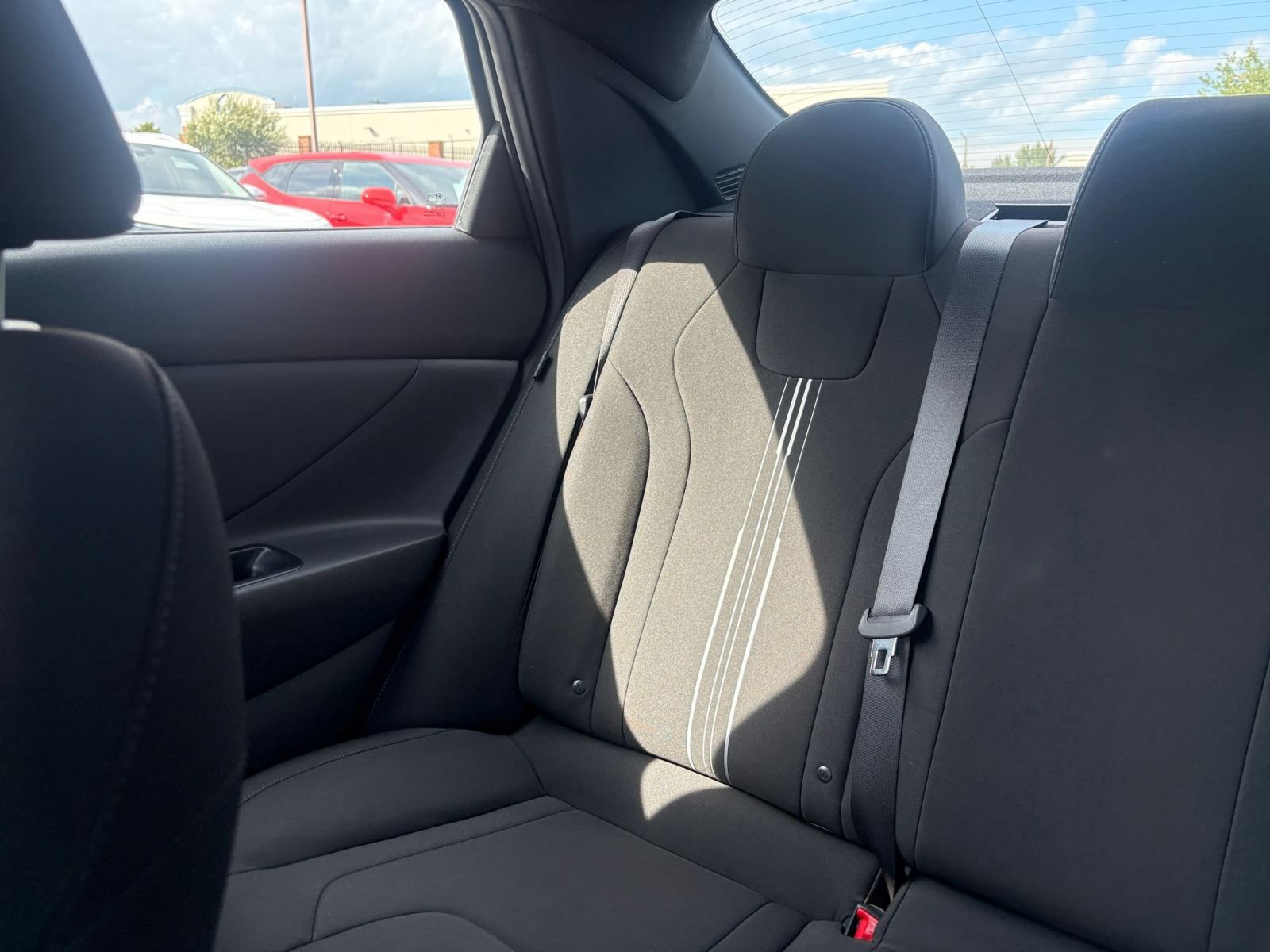 Used 2026 Hyundai Elantra Sport FWD image 33