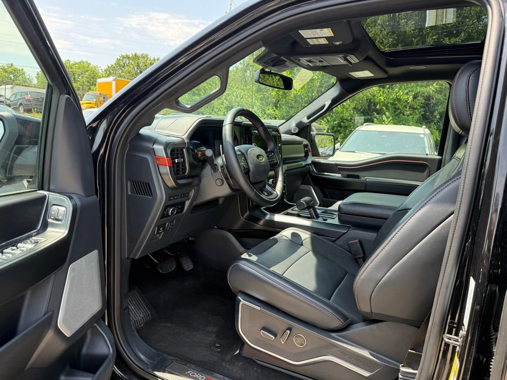 Used 2024 Ford F150 Raptor AWD/4WD image 9