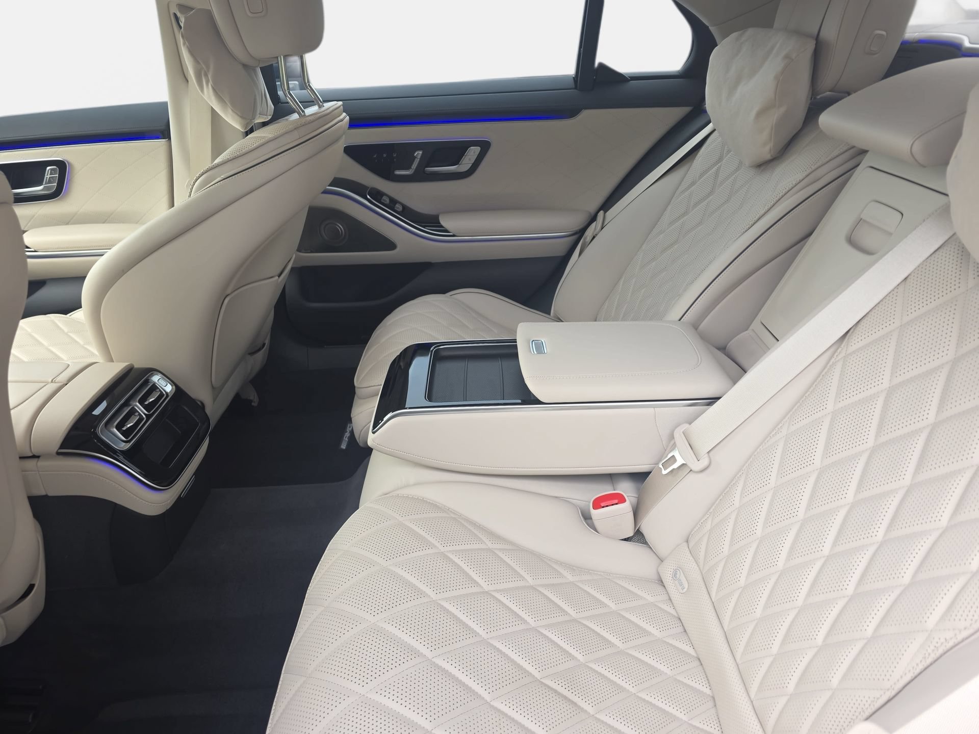 Used 2024 Mercedes-Benz S 580 4MATIC Sedan image 14