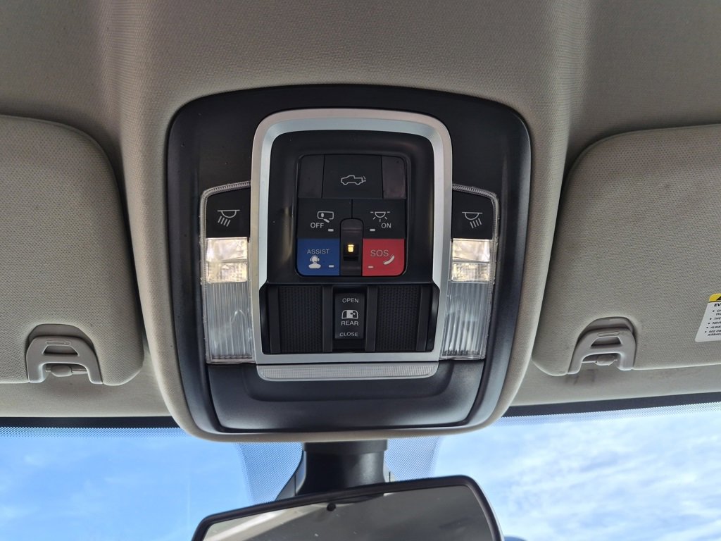 Used 2024 RAM 2500 Laramie image 21