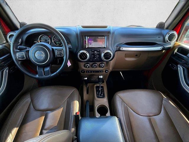 Used 2014 Jeep Wrangler Unlimited Sahara AWD/4WD image 15
