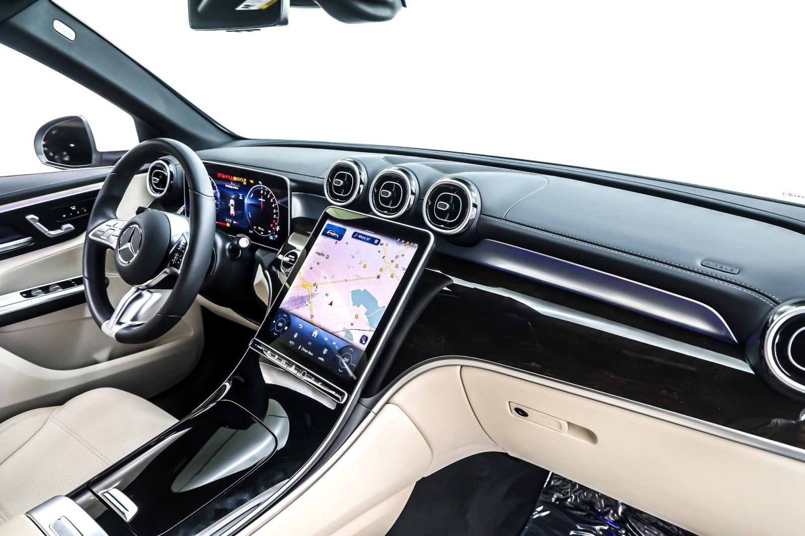 Certified 2025 Mercedes-Benz GLC 350e 4MATIC image 18