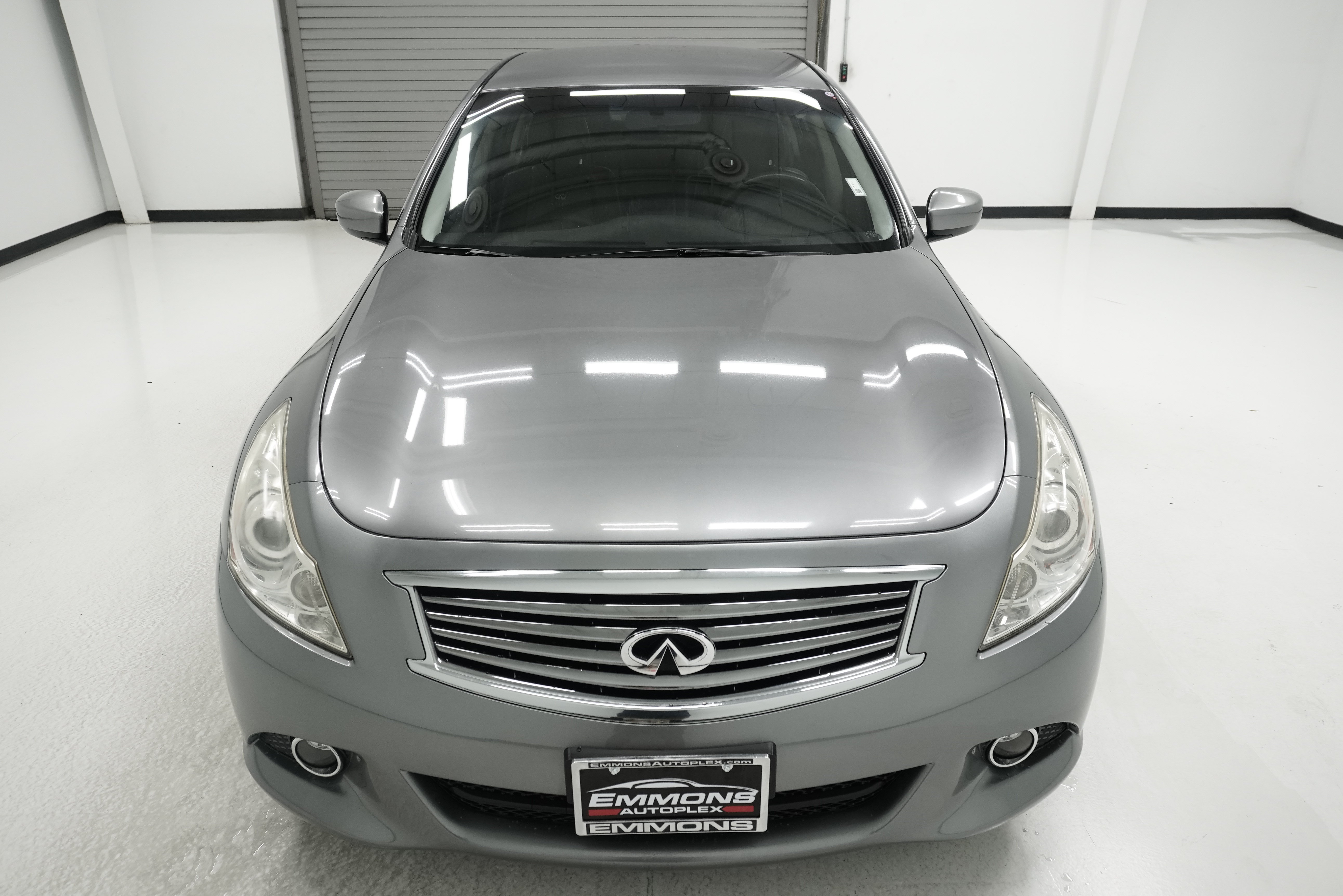 Used 2011 INFINITI G25 RWD image 2