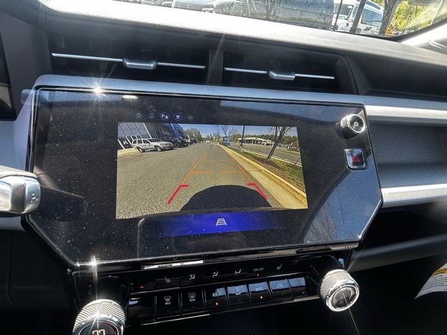 New 2027 Chevrolet Bolt LT w/ Comfort Package FWD image 27