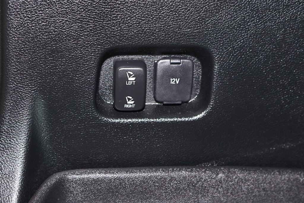 Certified 2023 Ford Edge ST-Line w/ Cargo Accessory Package image 40