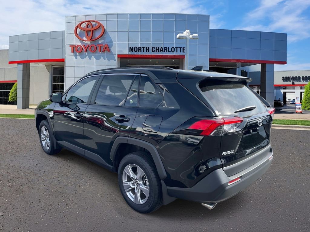 Used 2025 Toyota RAV4 XLE w/ Convenience Package image 8