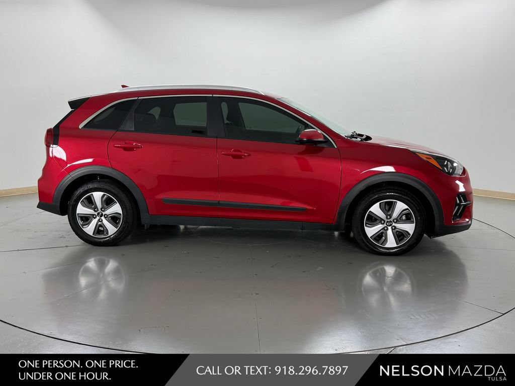Used 2021 Kia Niro LX FWD image 5